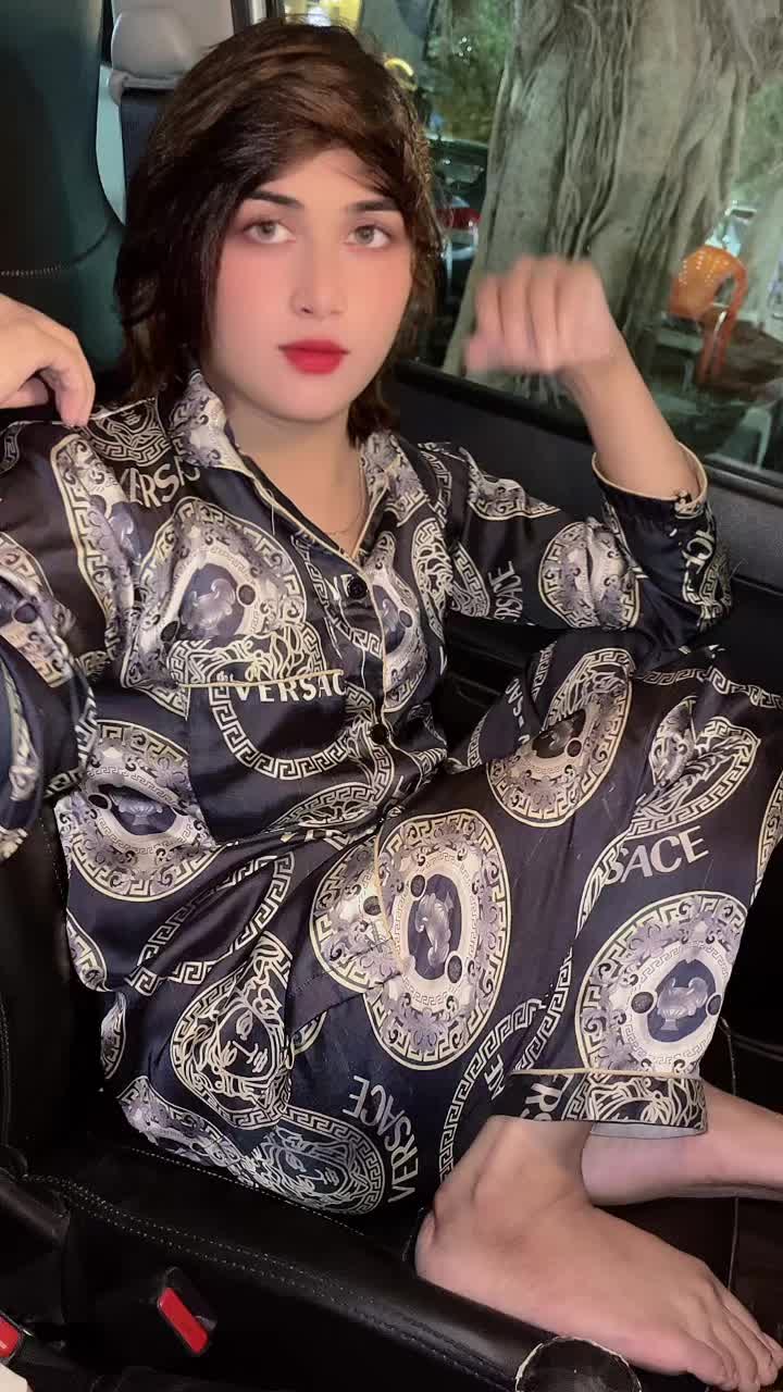 @Vickykarachi123