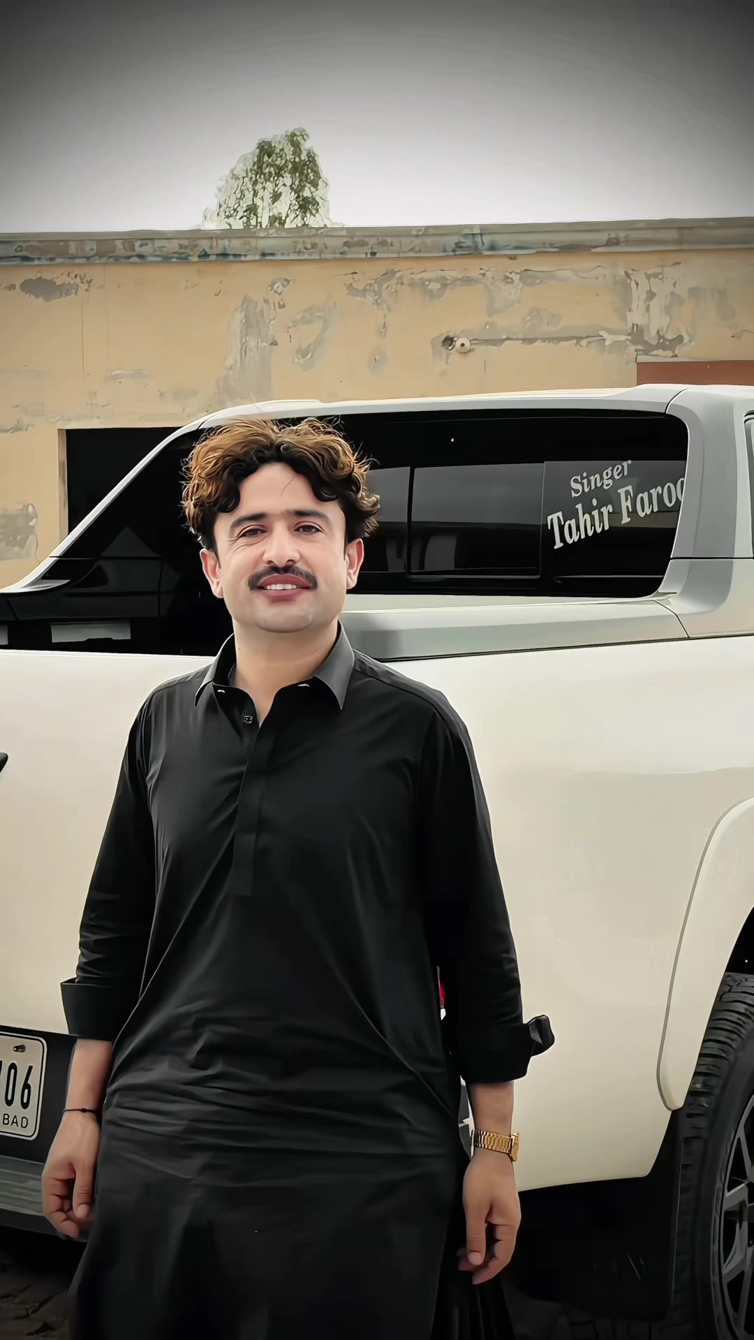 @Singer Tahir Farooq