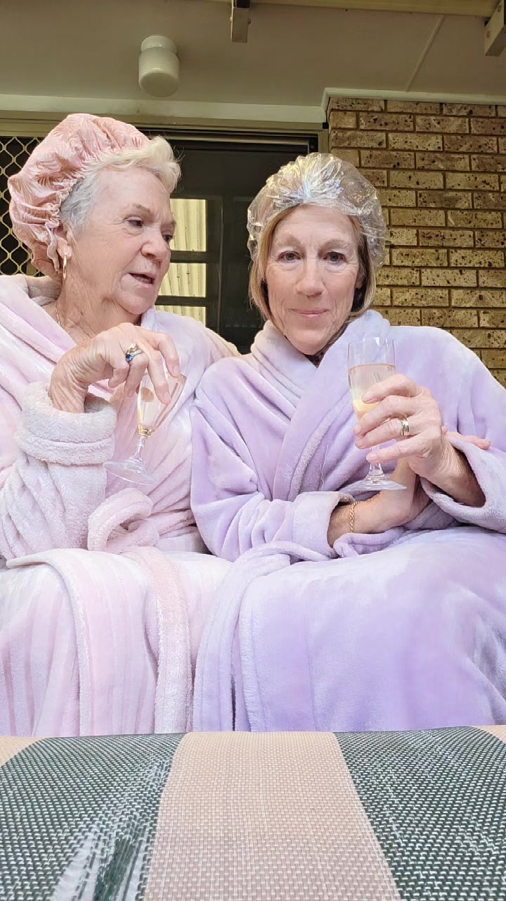 @grooveynannygranny