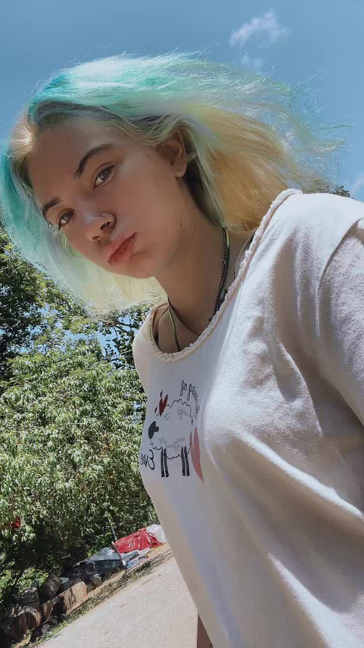 @Lilliy Henson