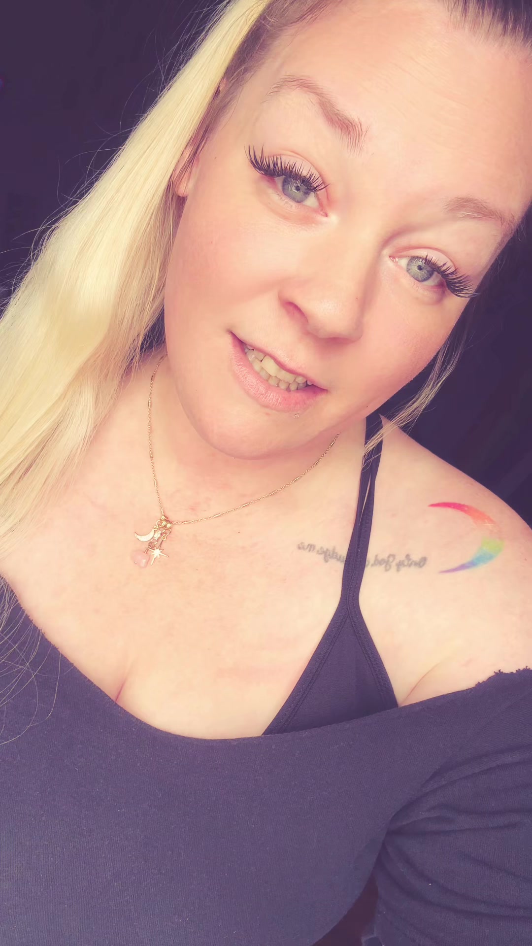 @Krista Dawn🌈🫧✨️