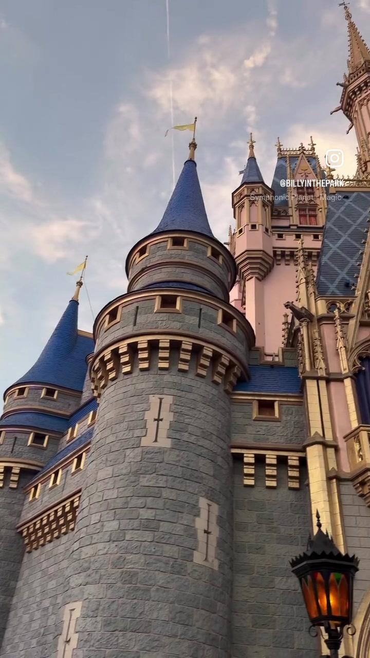 @Billy | Disney Dad Travels 🏰