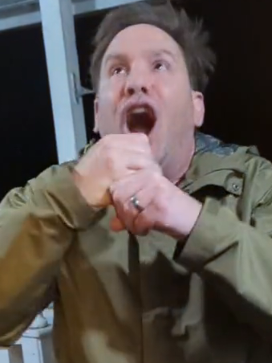 @Strechedurhole