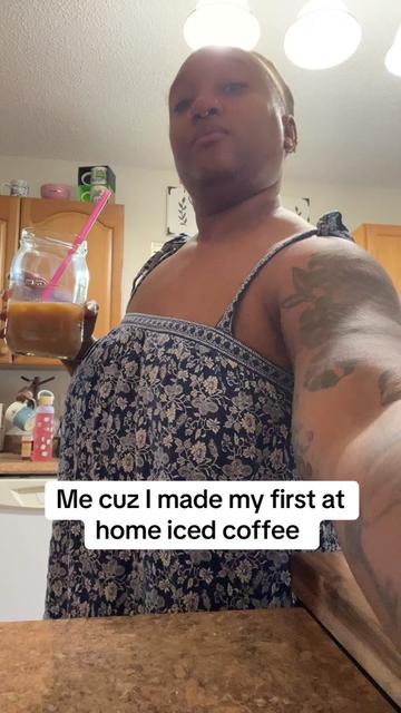 @👸🏽🪻