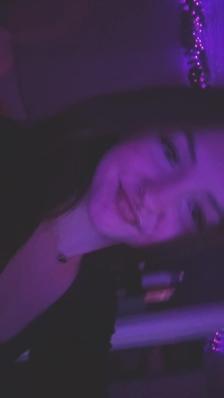 @𝓩𝓸𝓮