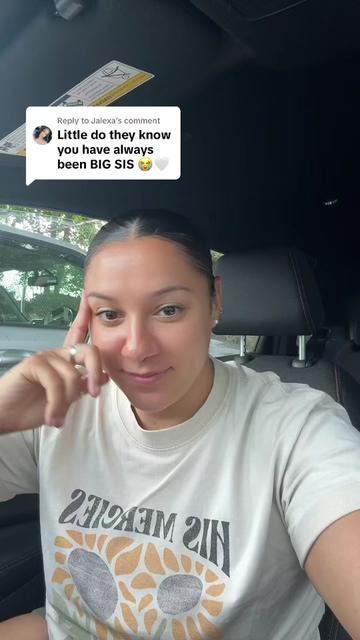 @Nina Montanez