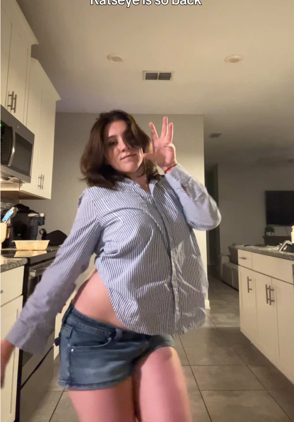 @ayyvahh_