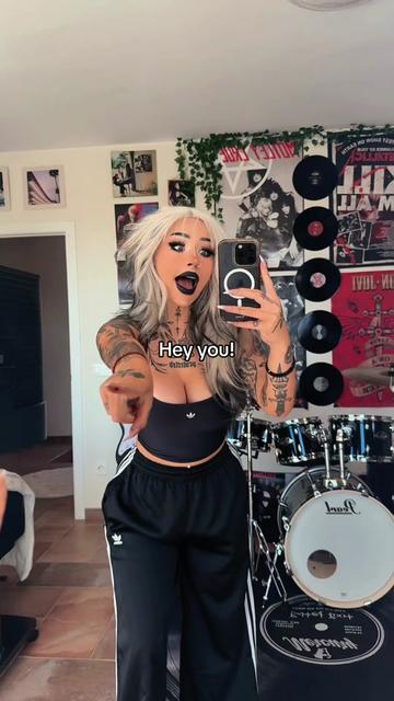 @Em🖤