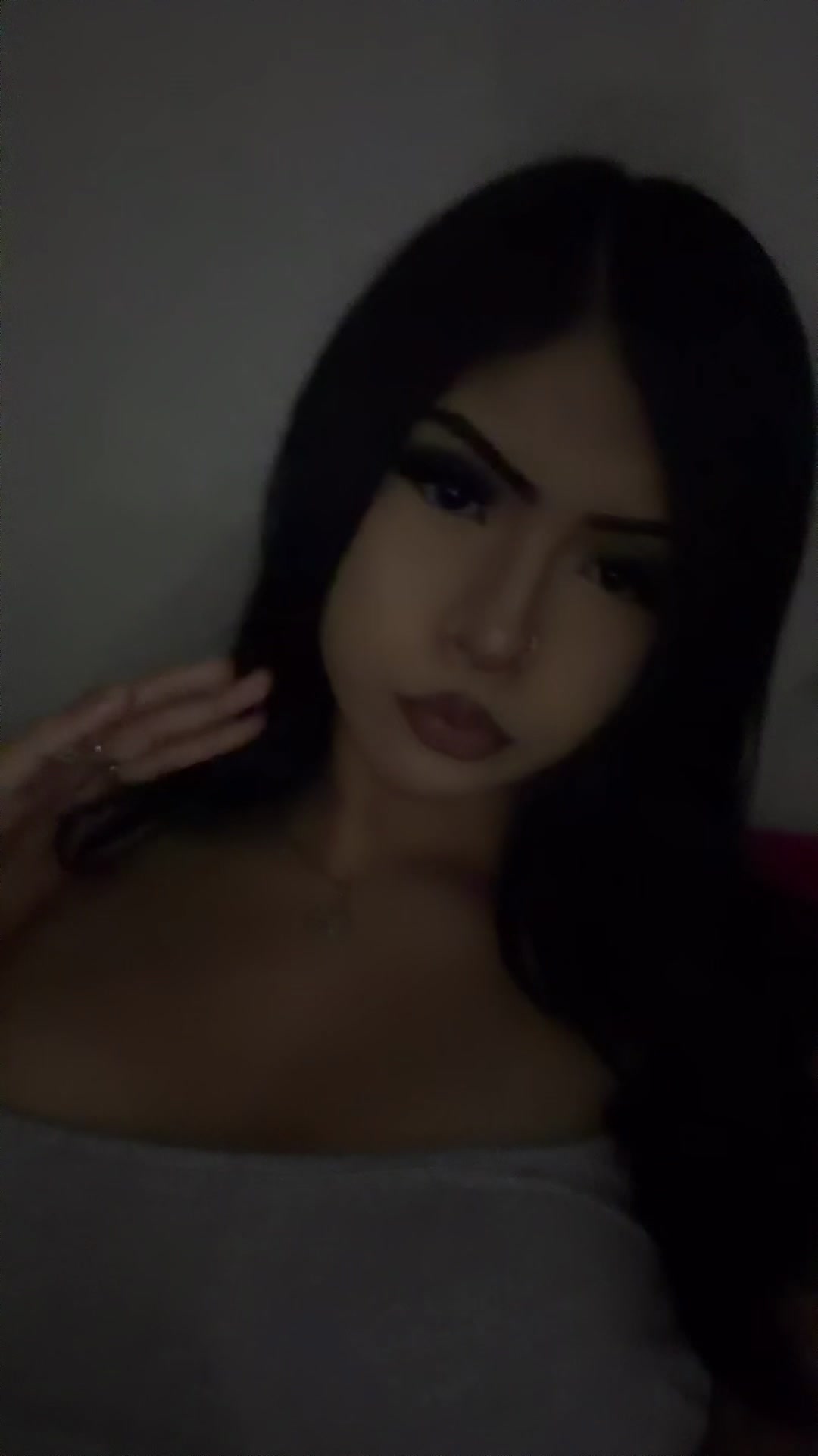 @bella