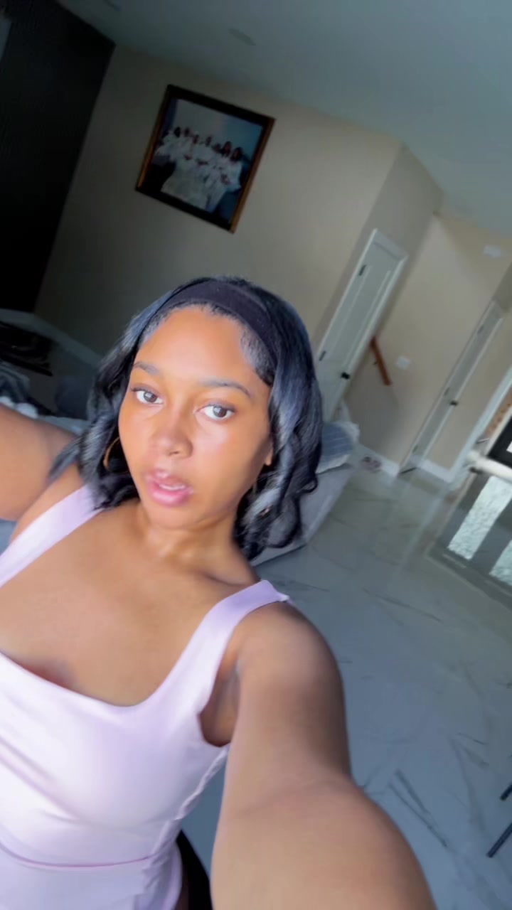 @ᥫ᭡ .