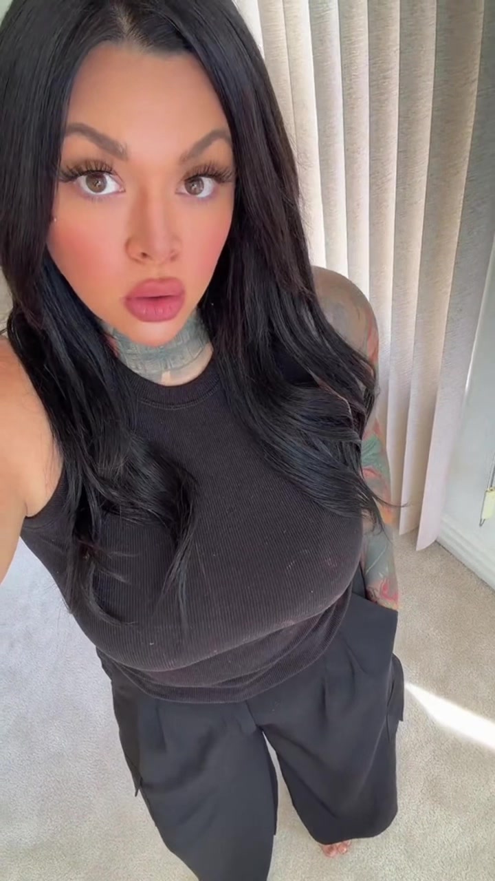 @Burnt-Lips Cosmetics