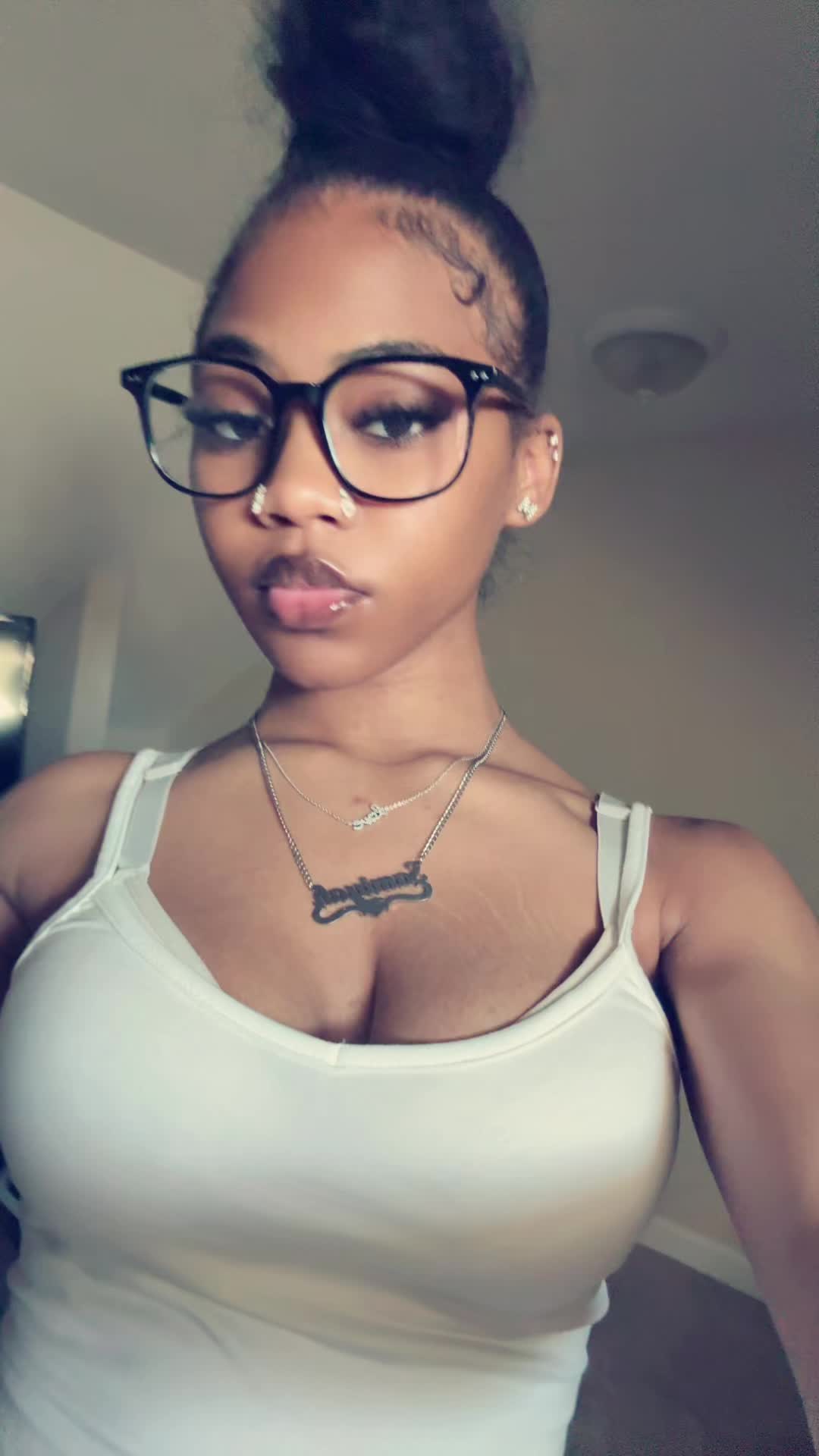 @pr3ttyfacee_m