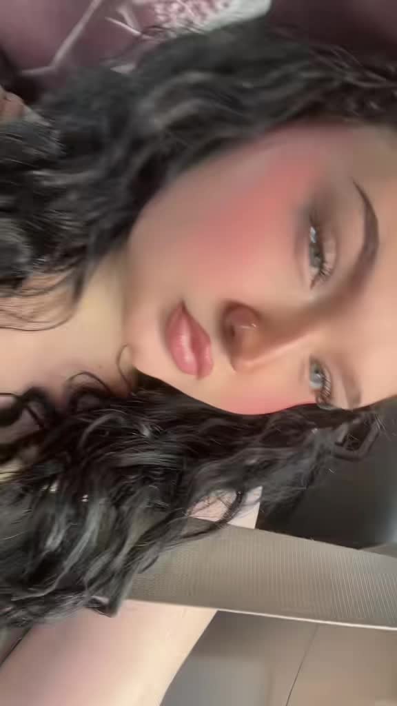 @kayleesalwayswright