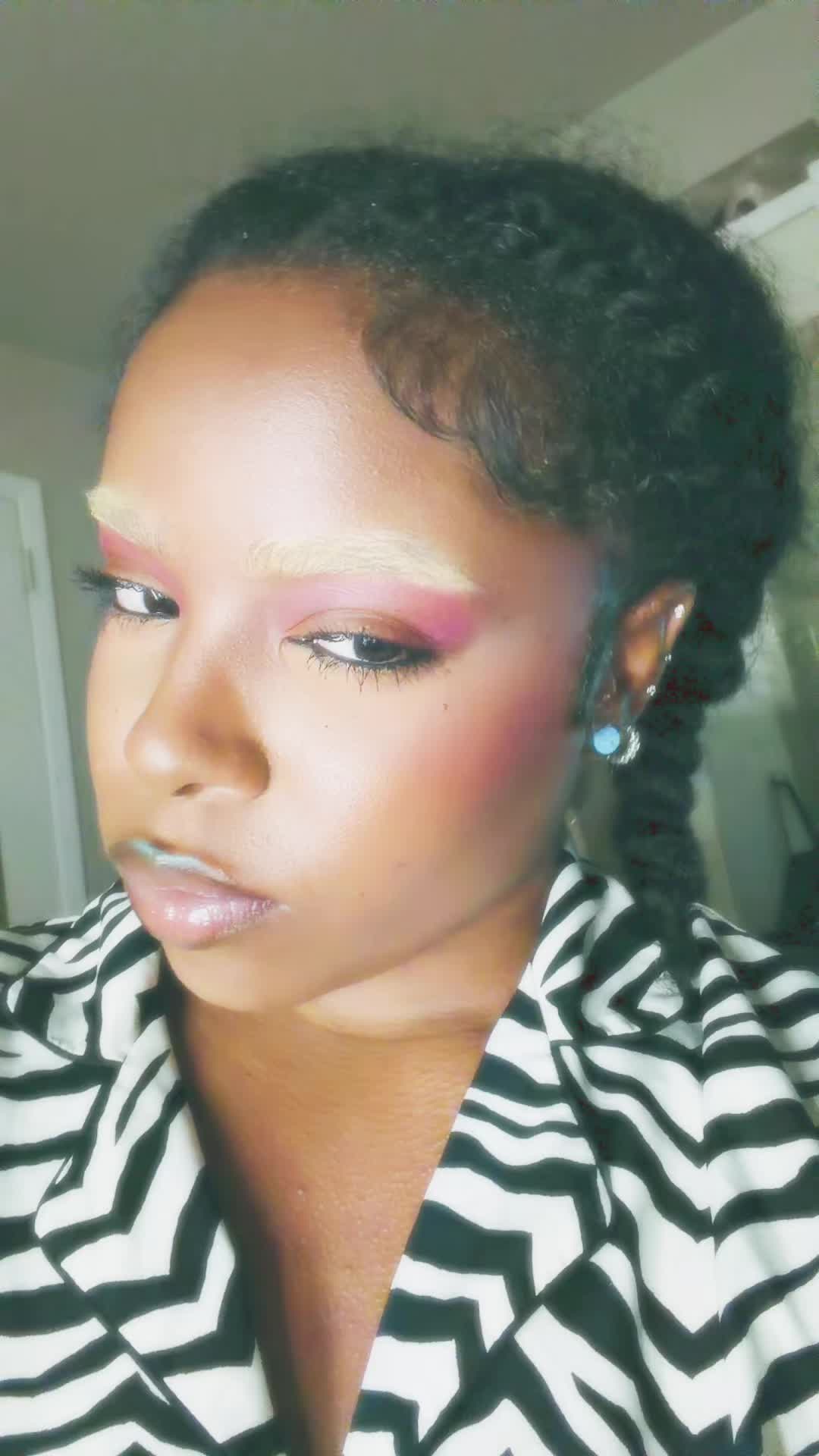 @auntiereny