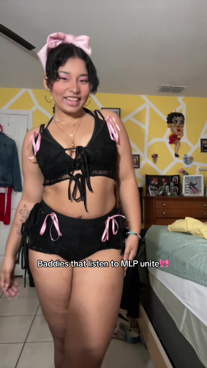 @Ana_beth01