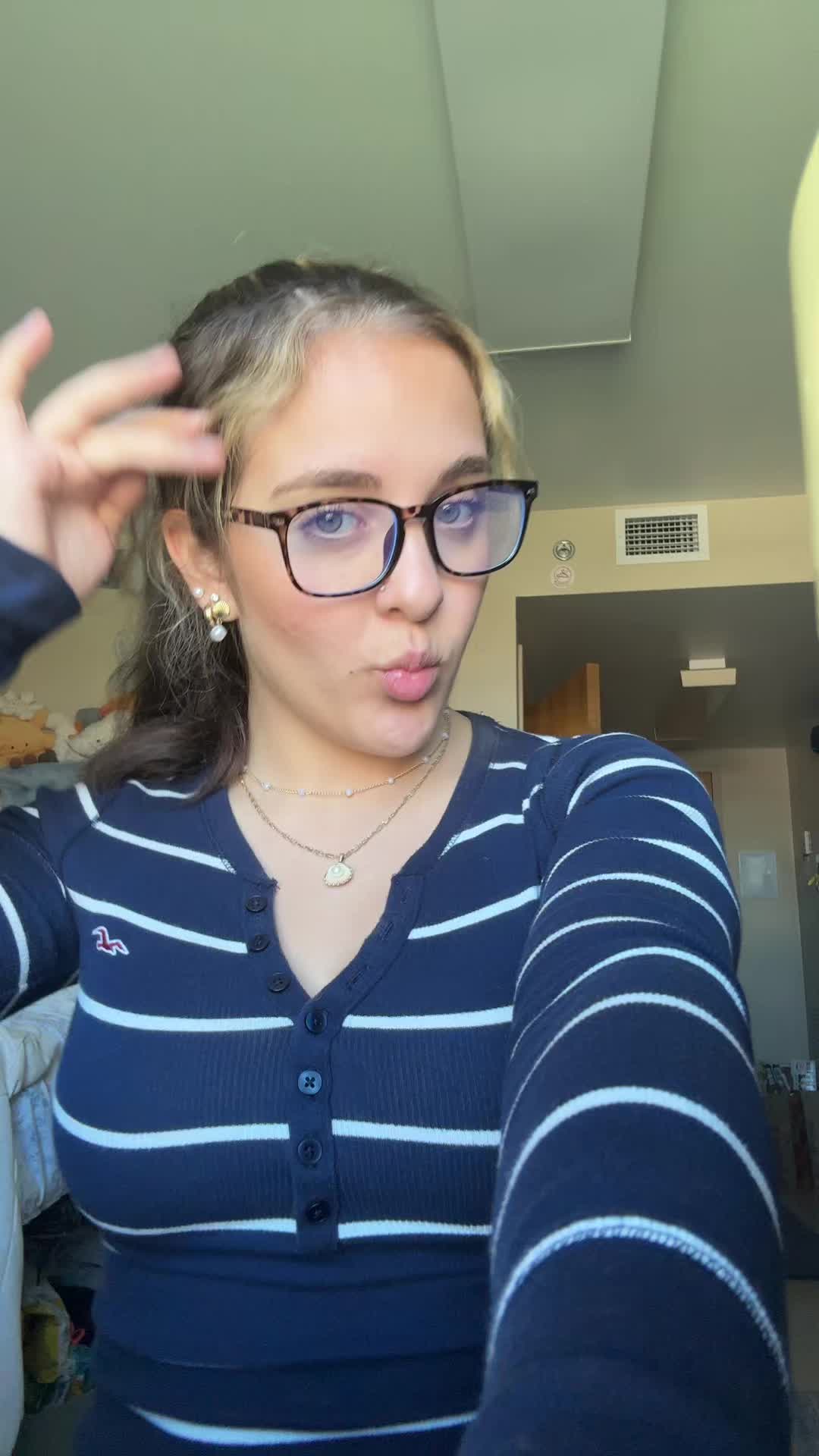 @rachel