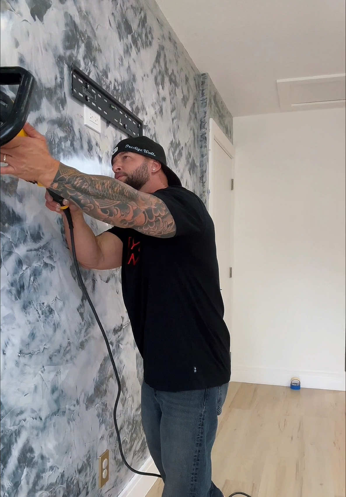 @PRESTIGE_WALLS