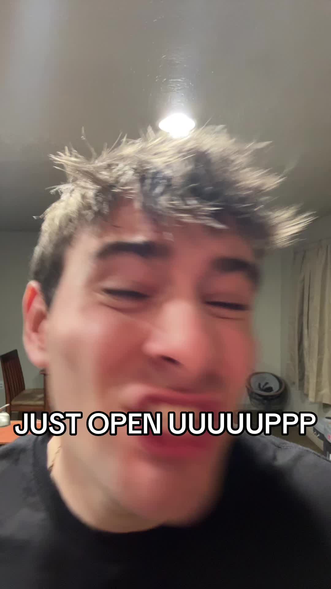 @CARSONGOESPUNK