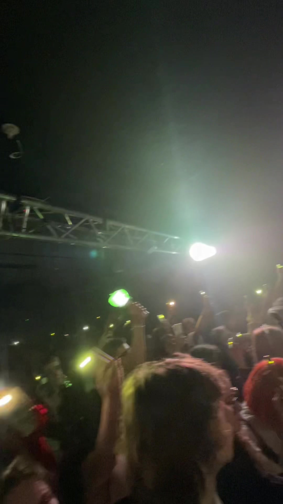 @шпаківня |-/