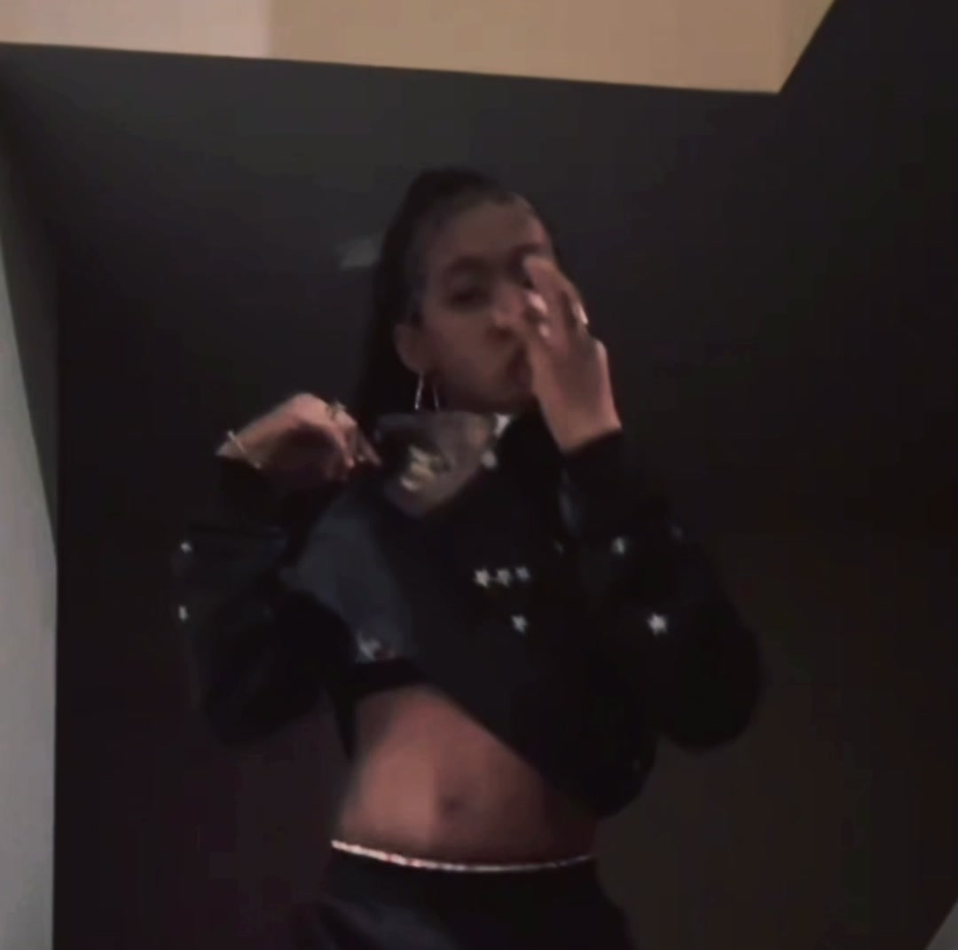 @𝜗𝜚