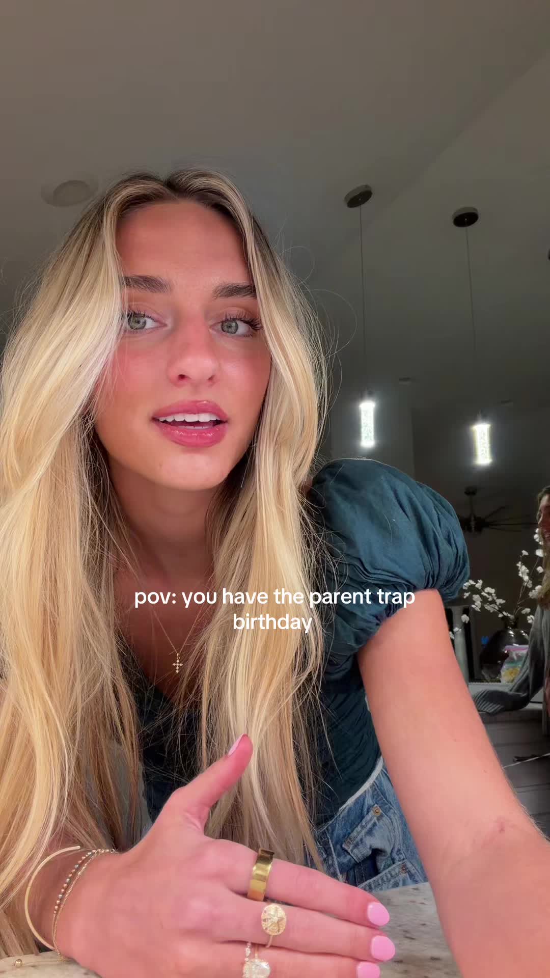 @AVERY RODRIGUEZ 🌺