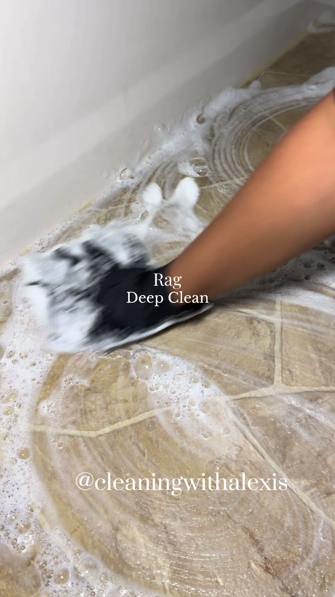 @AlexisCleanASMR