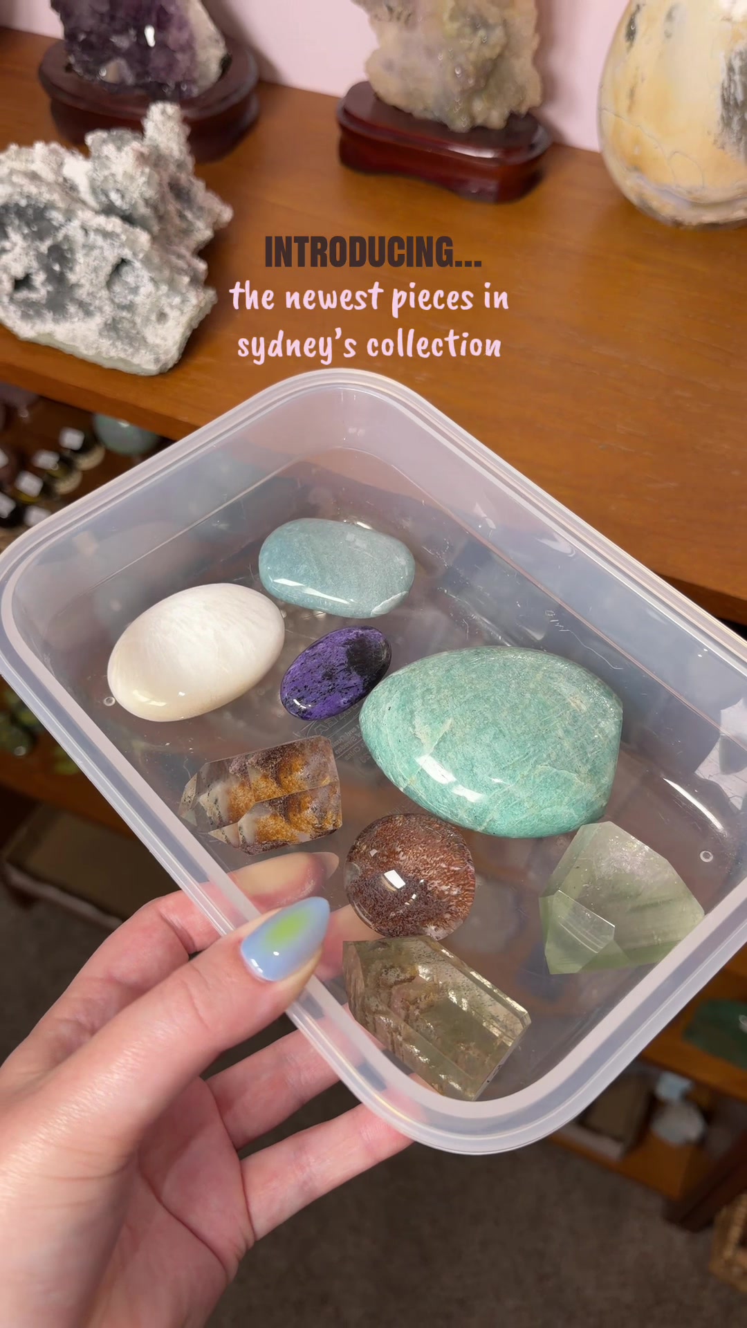 @beautiful aura crystals