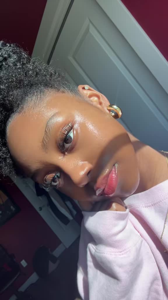 @Antoinette💋