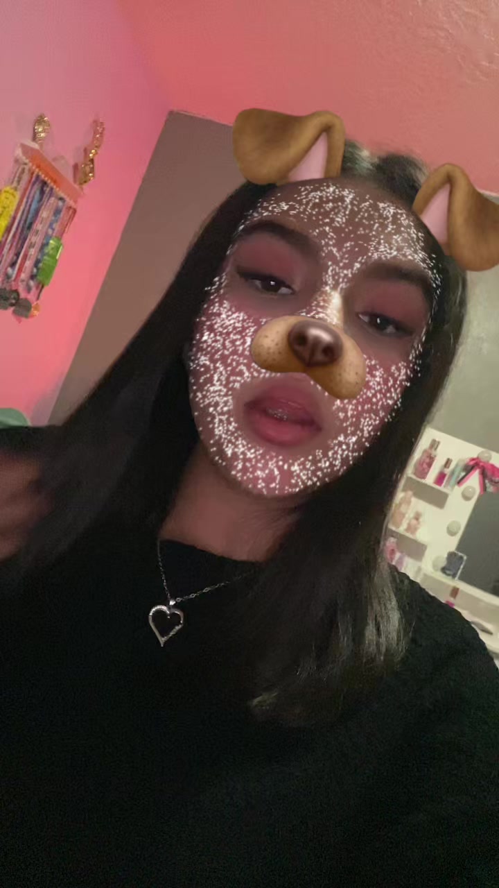 @Ailyn Sofhia Giron