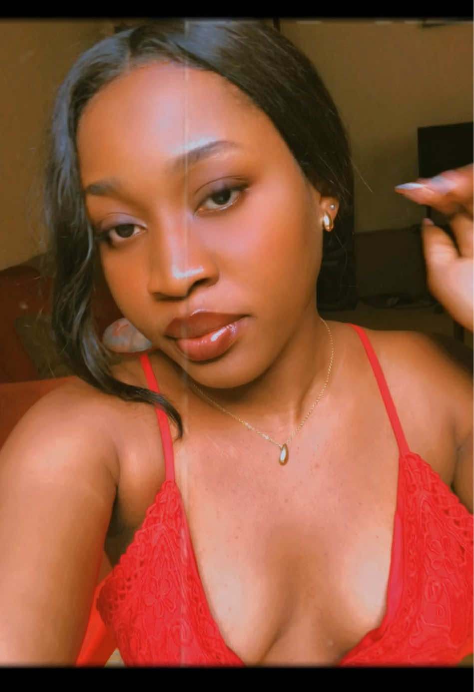 @Axelle J. 🦋 ᥫ᭡