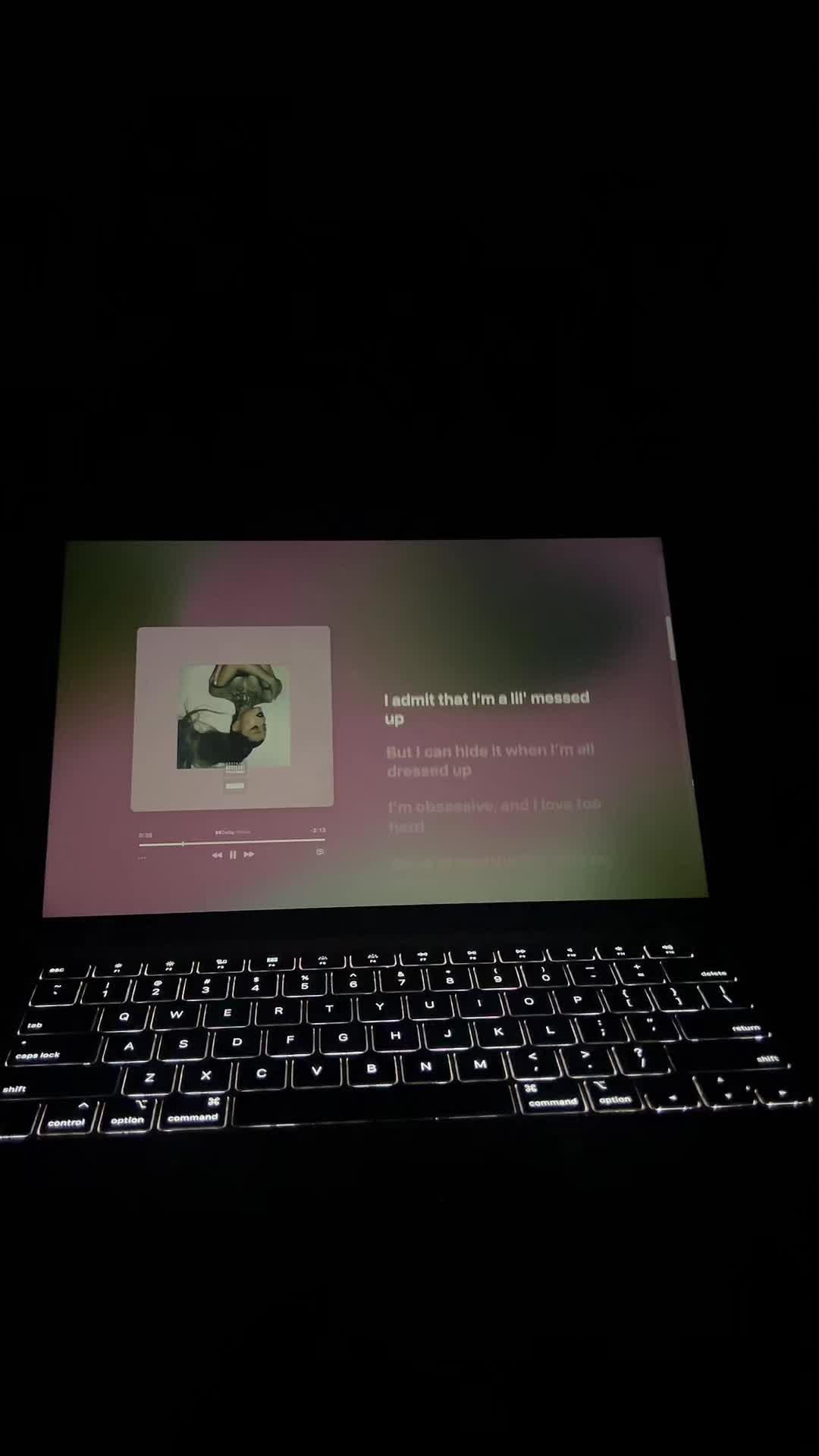 @🎧