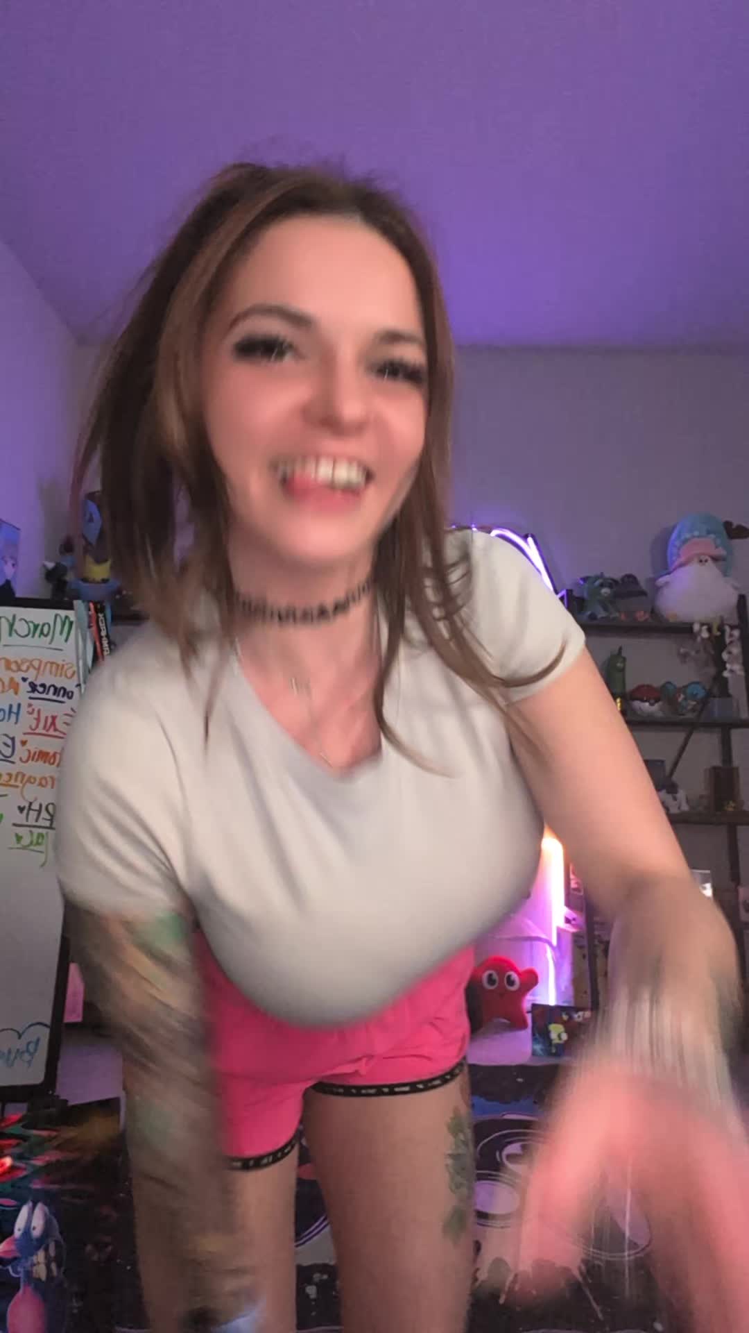 @BibbidiBobiBoo | Streamer