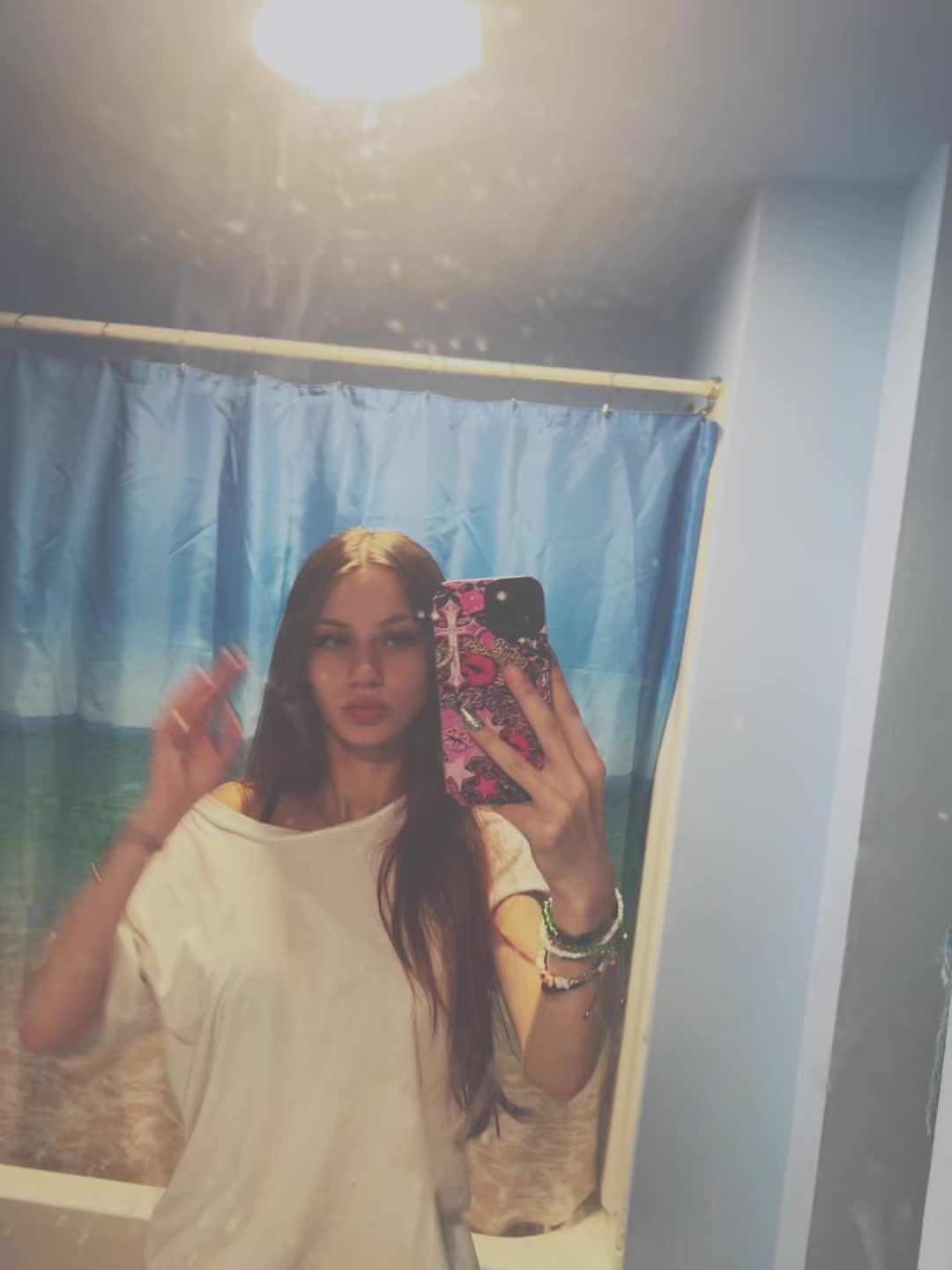 @⋆𖦹.♱⋆alana⋆♱.𖦹⋆