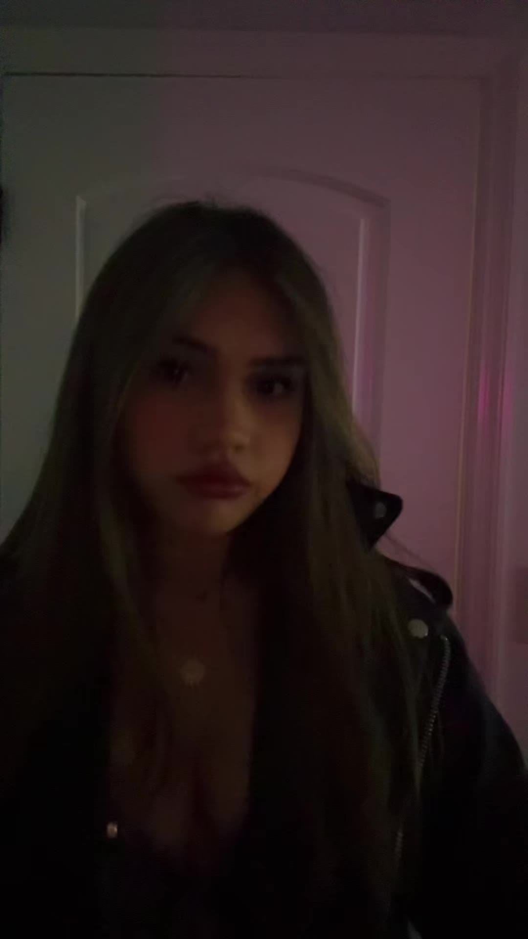 @notallanagonzalez