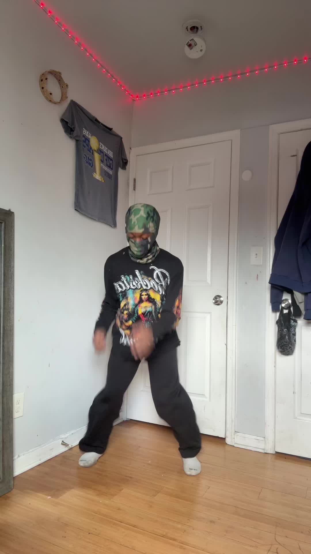 @Leembucks