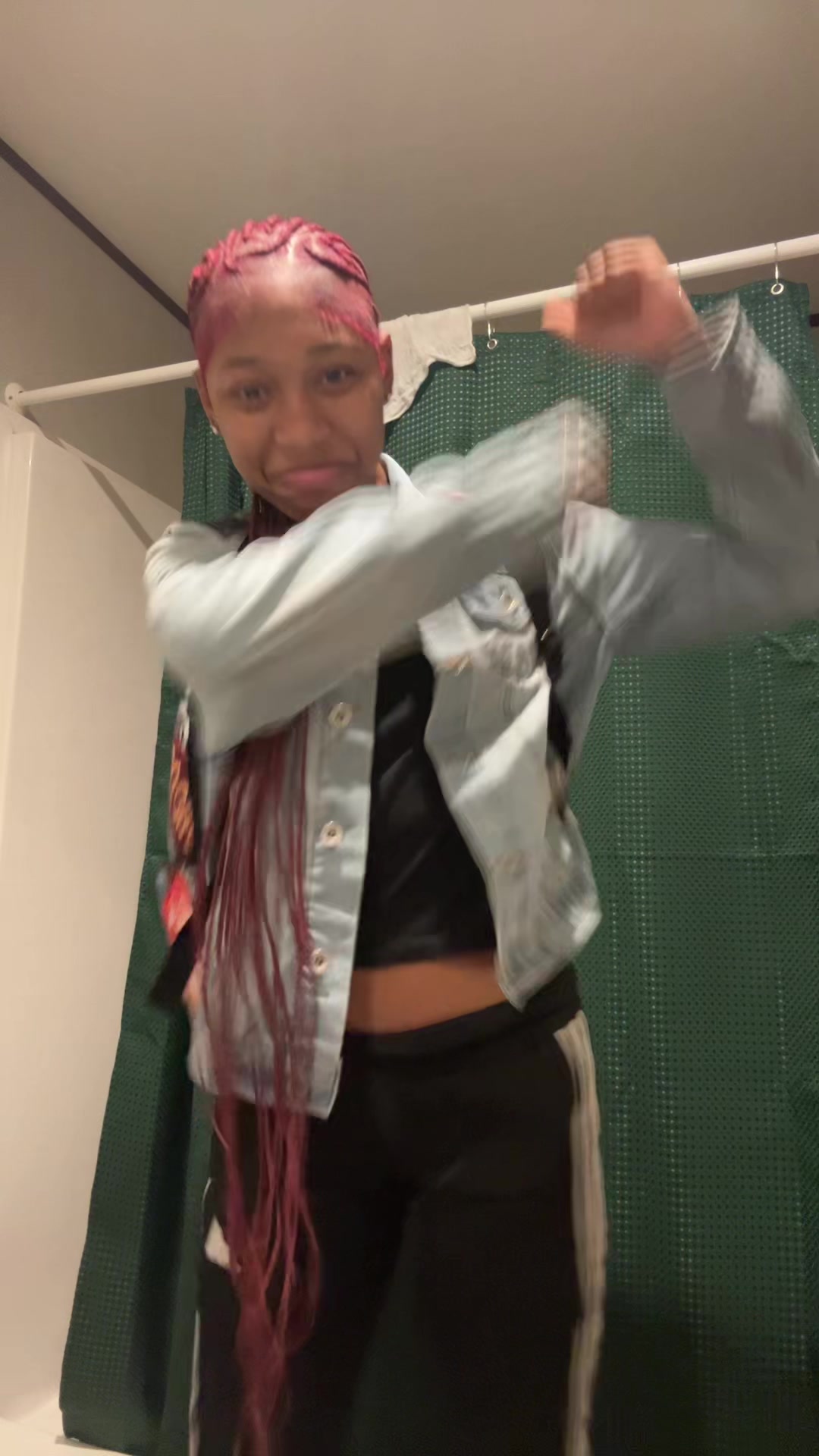 @jusleavemealoneeee