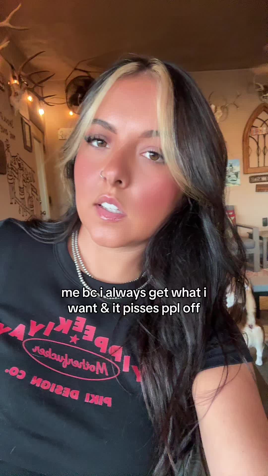 @pikivids_