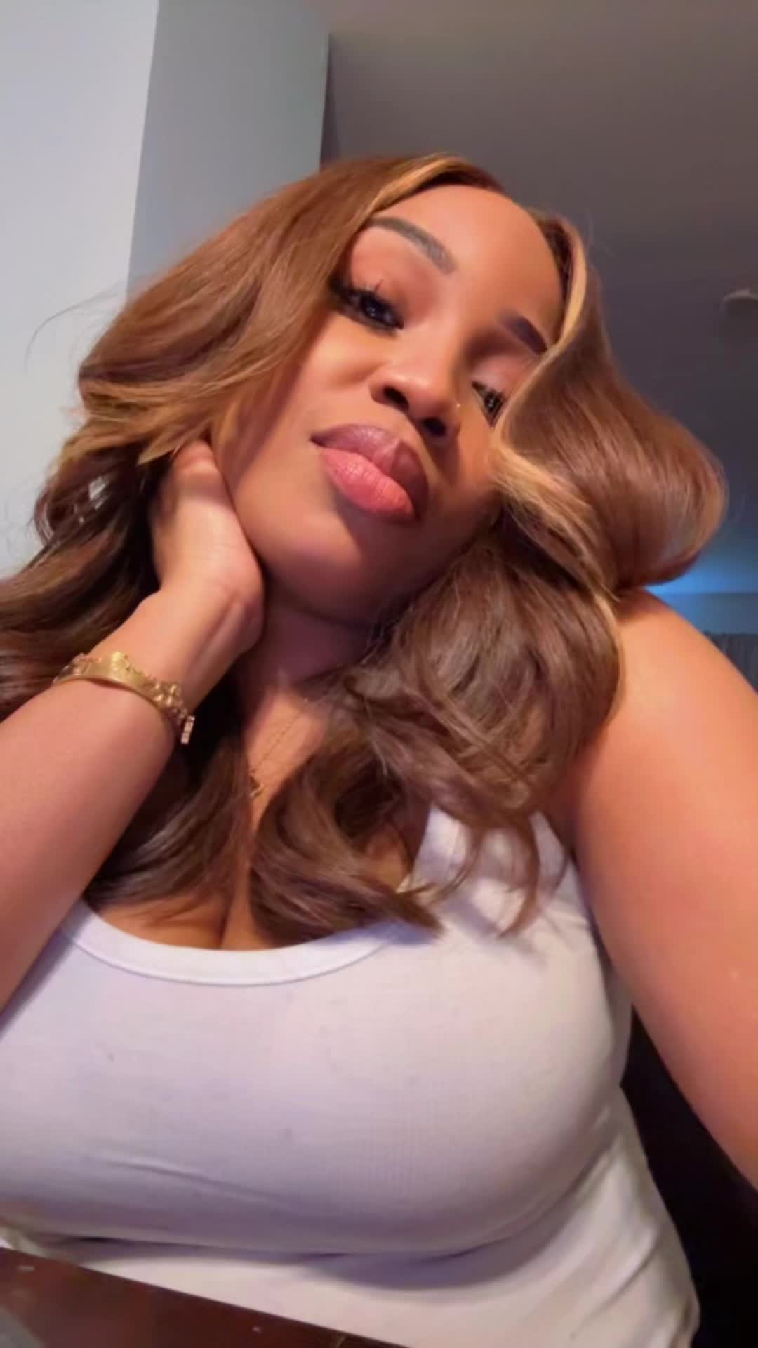 @Mika Lynn