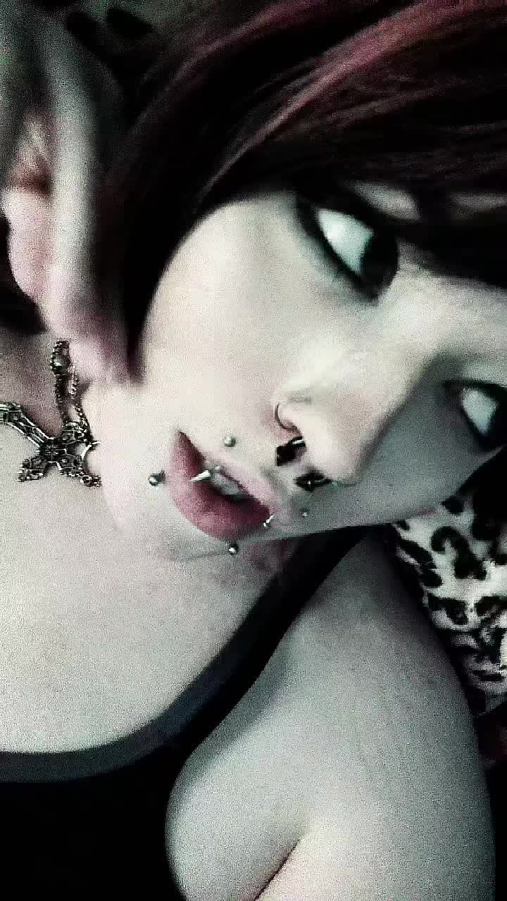 @SC3N3BBY<3