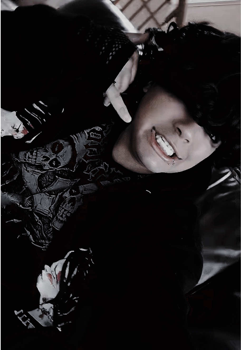 @🖤Gloomy💜