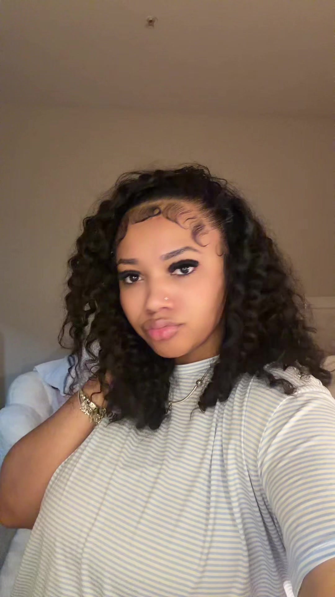 @monique