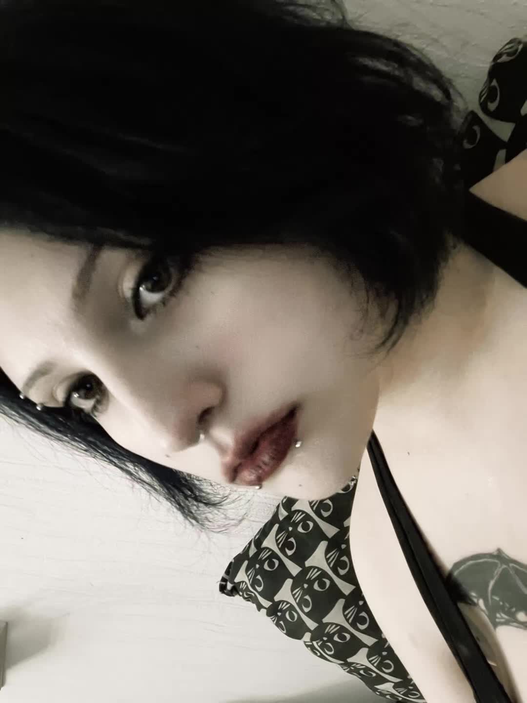 @уляна