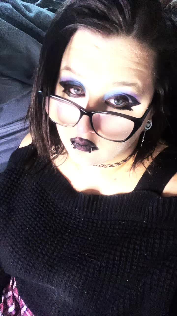 @sp00ky_treats