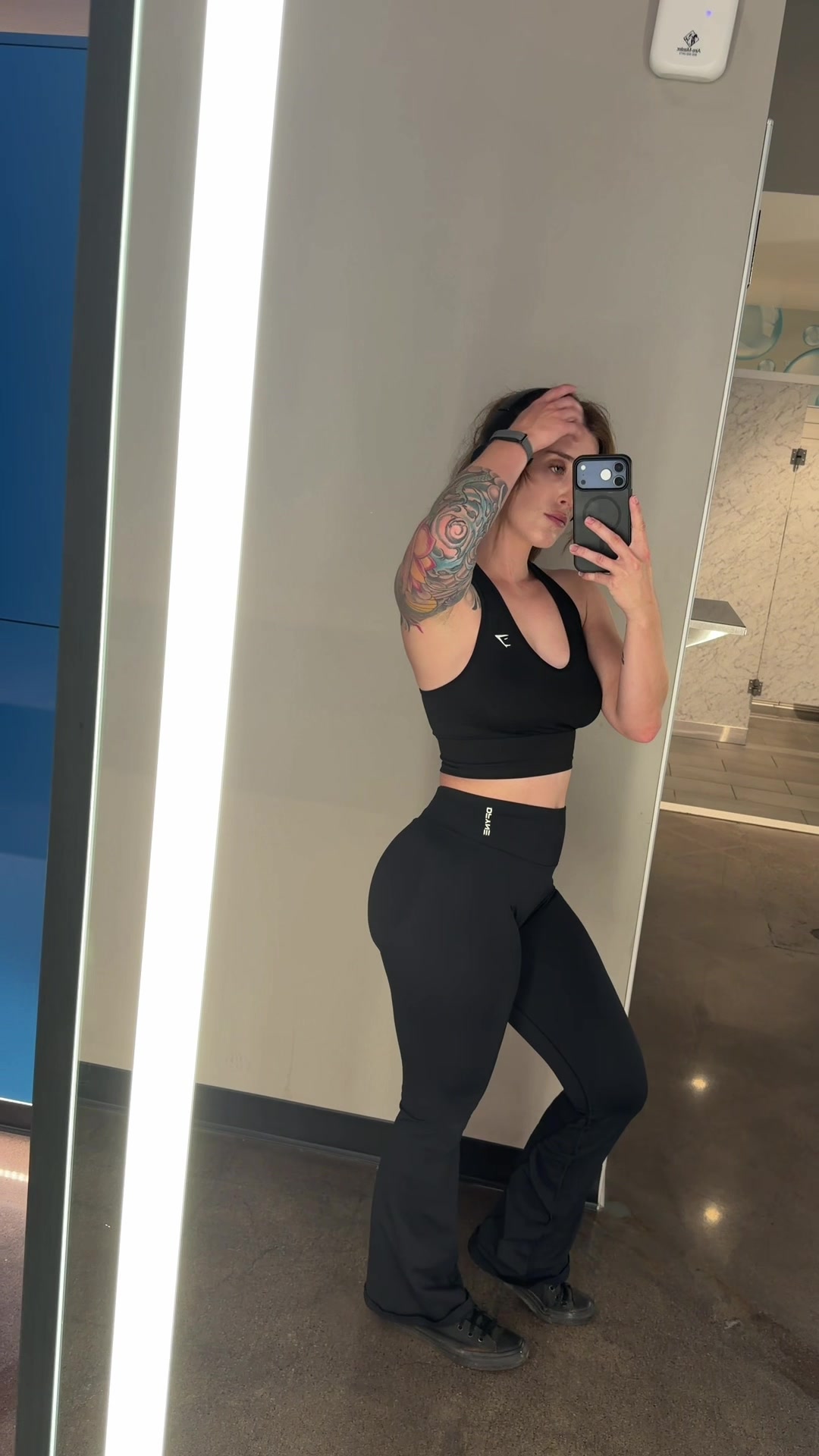 @Novaaa