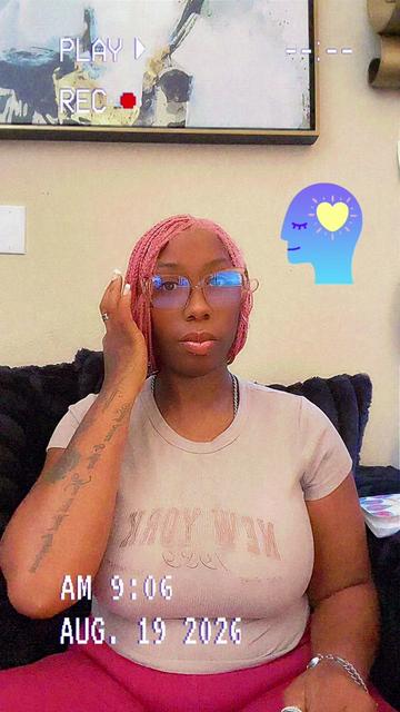 @Bigqueenenergyy