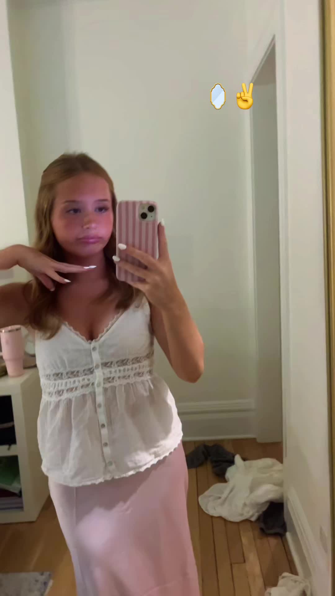 @linds12344