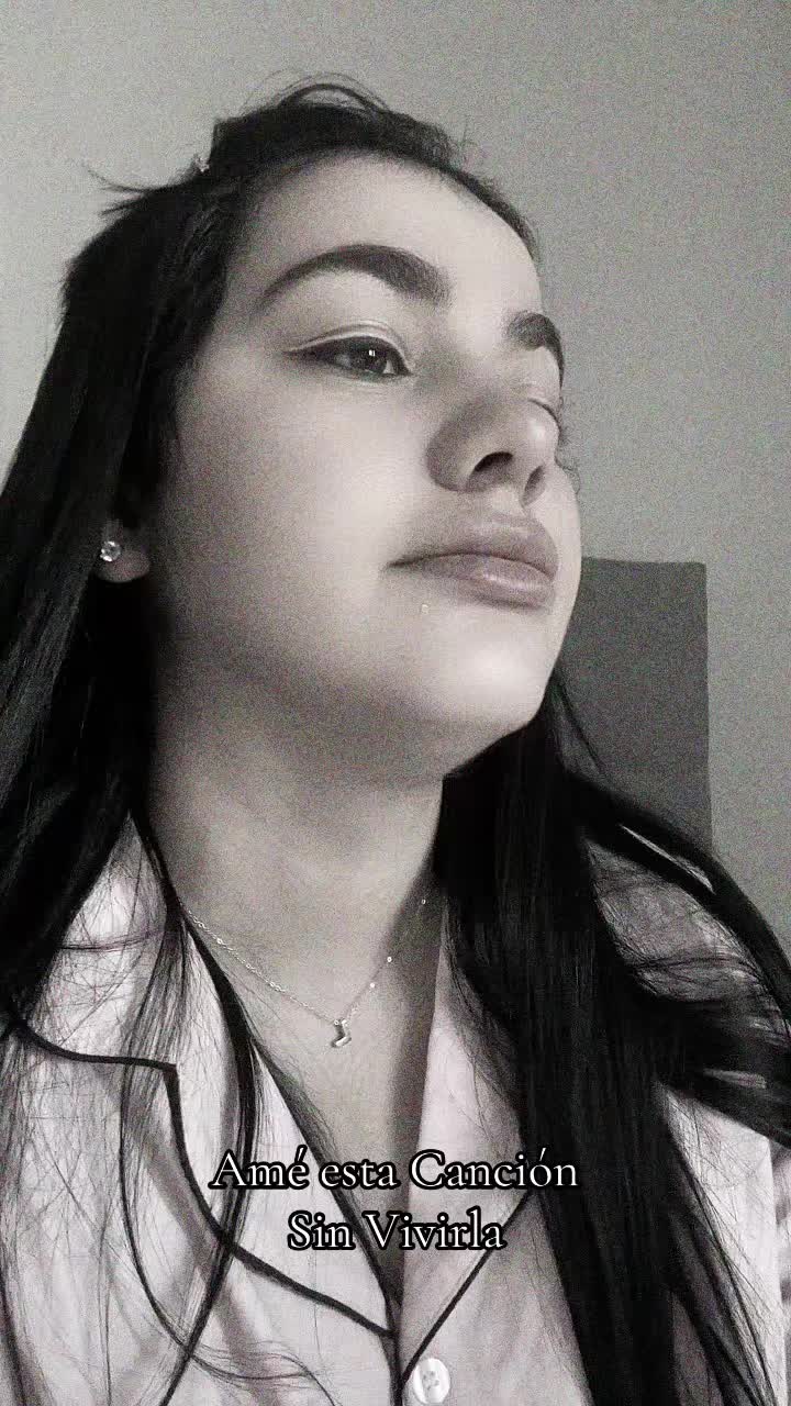 @Lisandra_Dundu