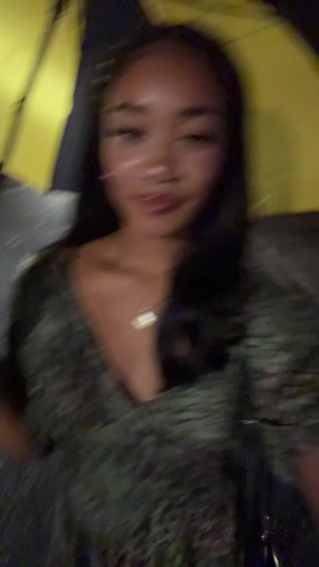 @Mani👅