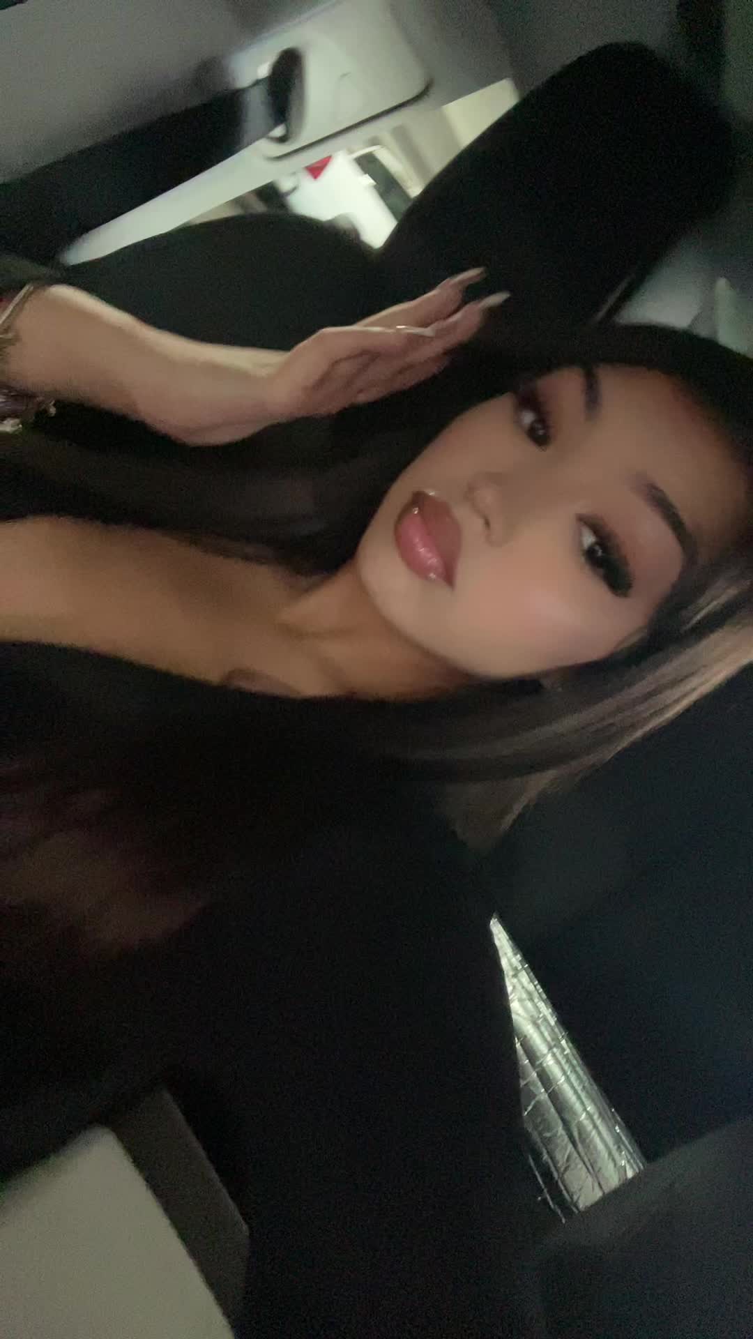 @Chelly💋🌟