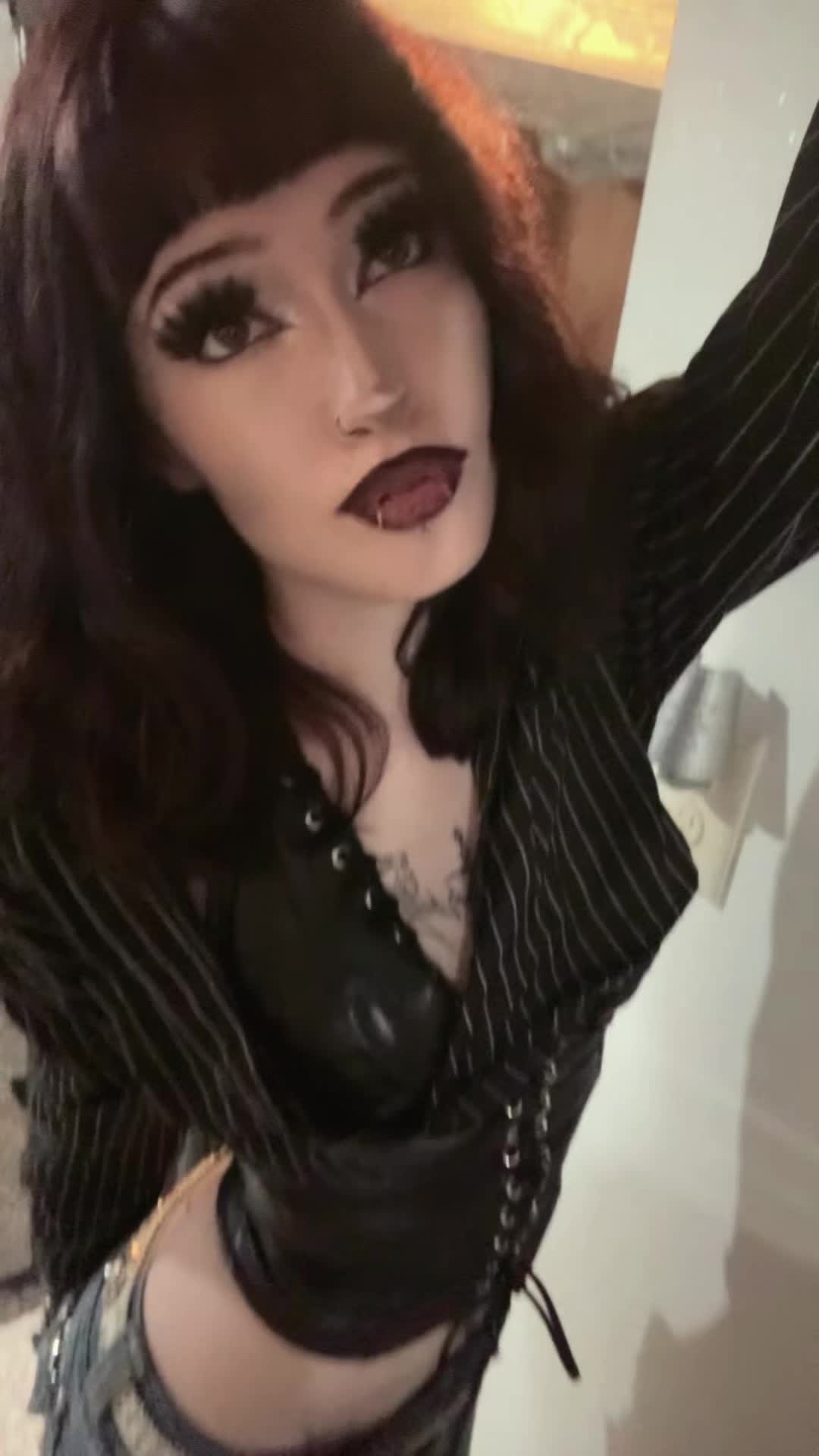 @ghostgirl0425